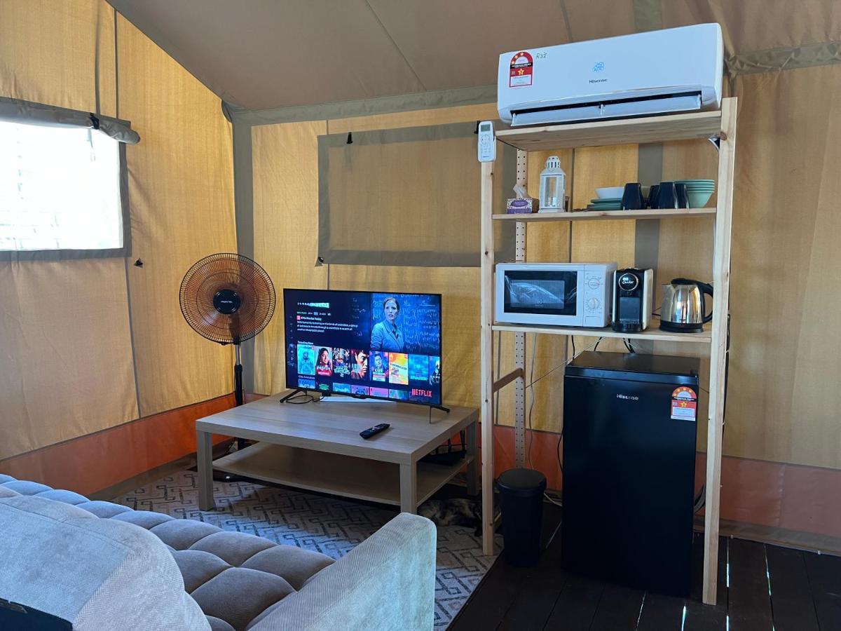 Rembulan Escape - Beachfront Safari Tent Luxury tent Kampung Penarik